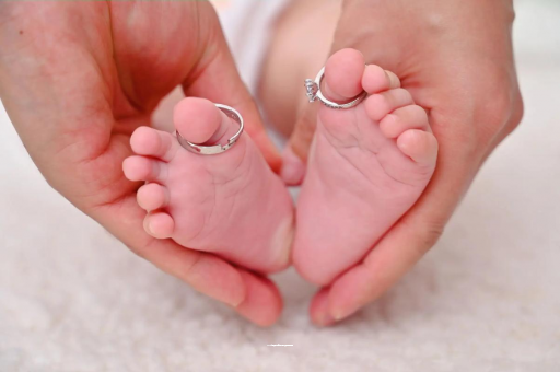 长宁宝宝睡觉头上都是汗